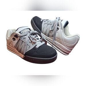 Osiris Pixel Skate Shoes Men's Size 11 Black Charcoal Grey Y2K Retro Style Chunk
